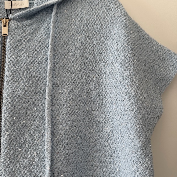 Network Women's Knit Hoodie and Shorts Set - Picture 5 of 13